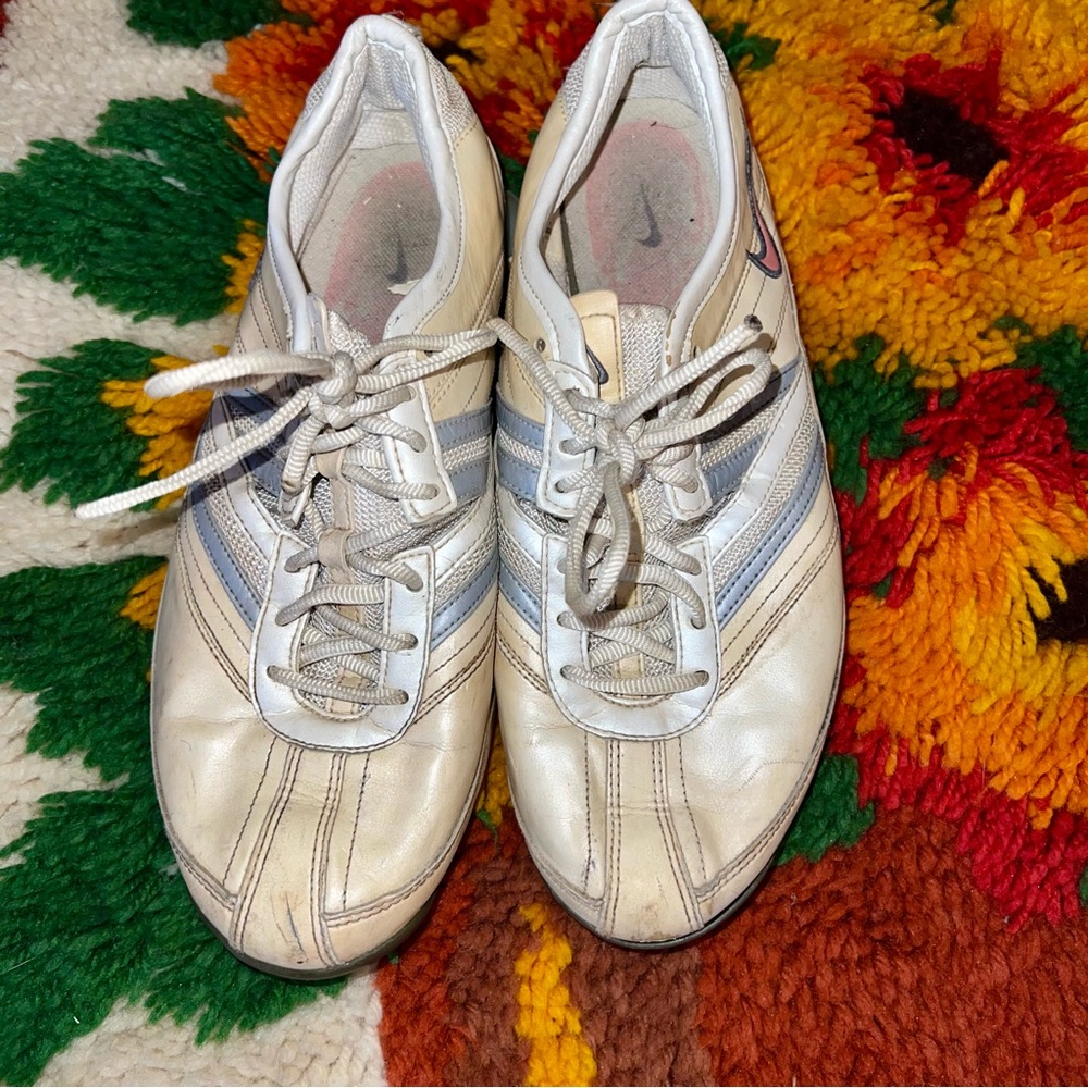 Nike Cream and Blue Athletic Shoes